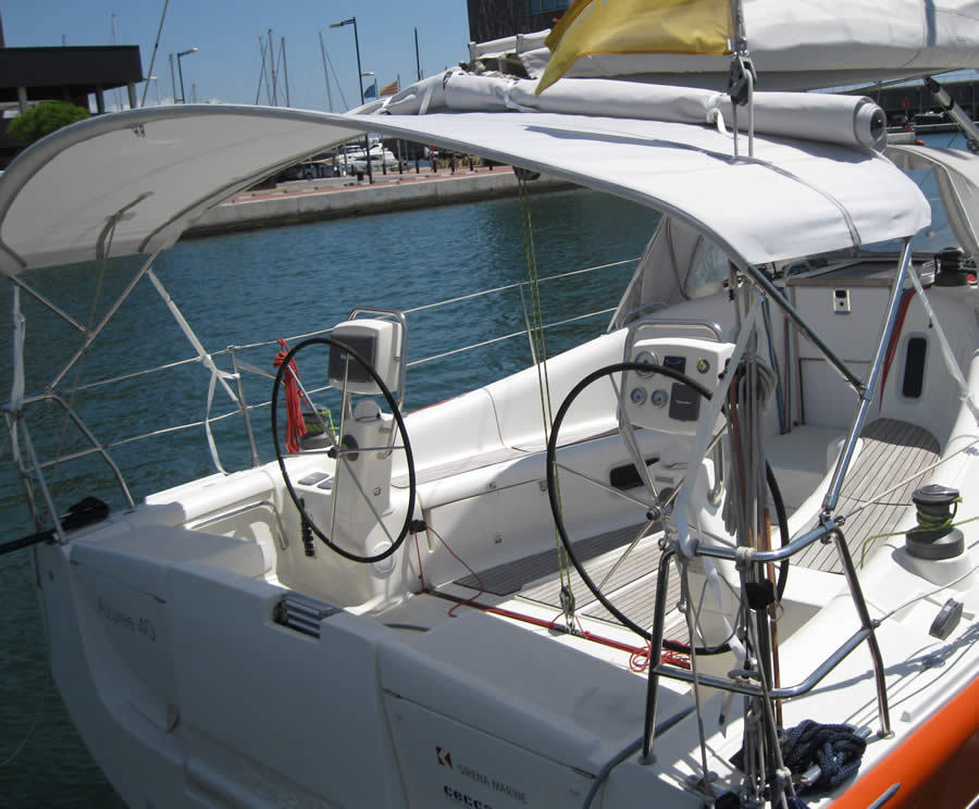 AZUREE 40